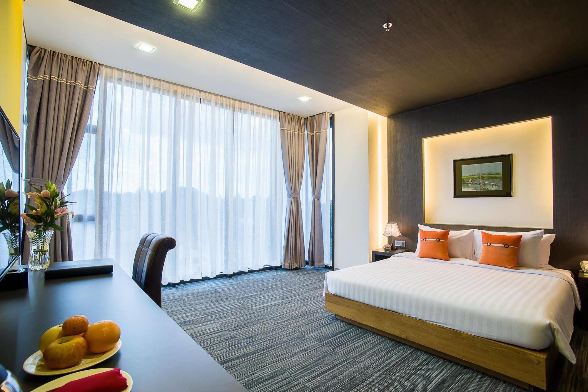 Tryp By Wyndham Yangon Hotel Luaran gambar